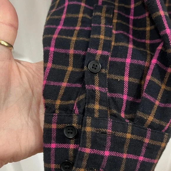 Madewell Plaid Button-Up Shirt - Size M - Picture 5 of 8